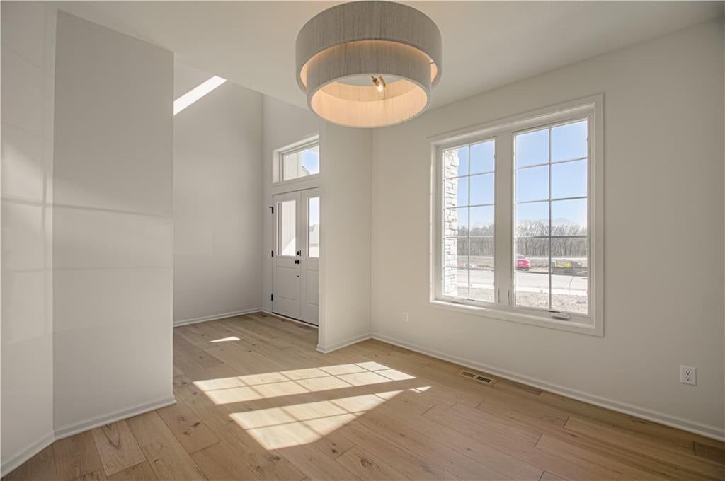 2306 Foxtail Drive — photo 9
