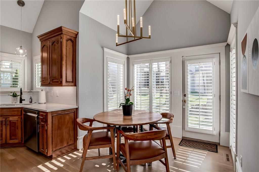 9205 Redbud Lane — photo 10