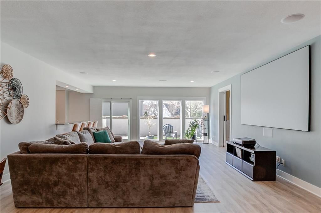 9205 Redbud Lane — photo 35