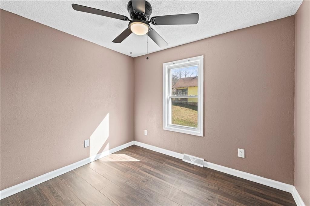 6926 College Avenue — photo 11