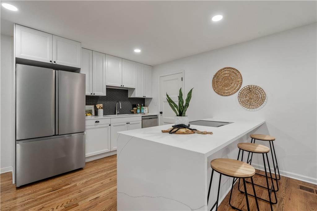 7840 Ash Street — photo 8