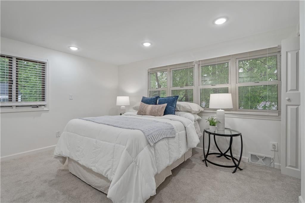 7840 Ash Street — photo 17