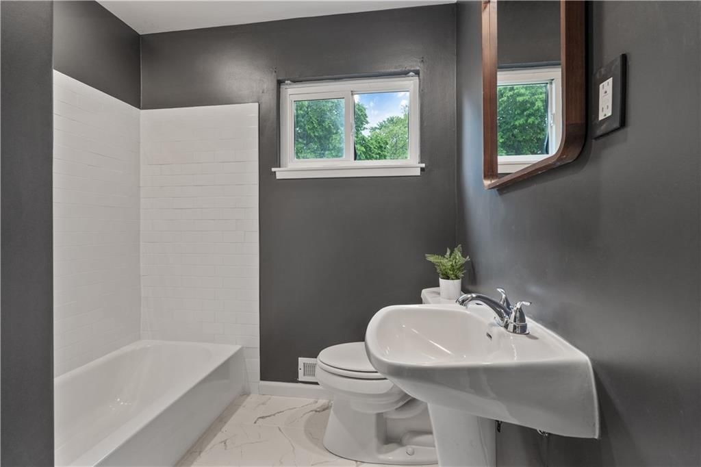 7840 Ash Street — photo 19
