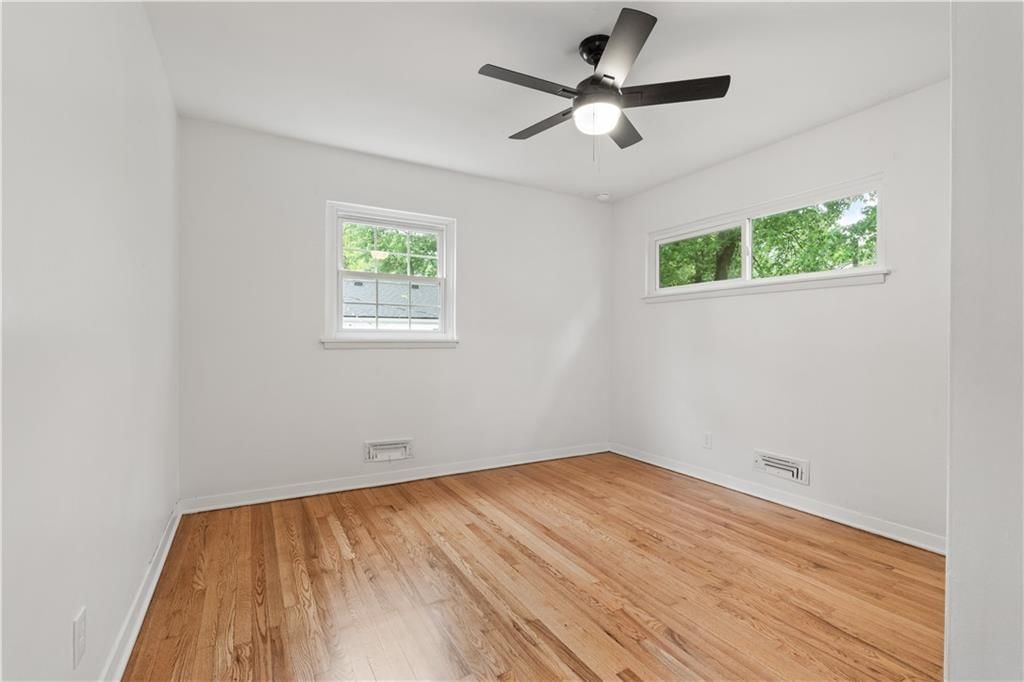 7840 Ash Street — photo 21
