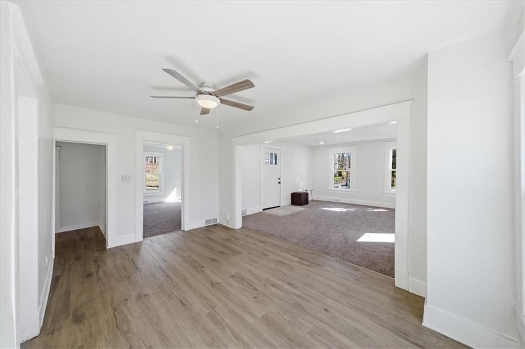 430 E Loula Street — photo 8