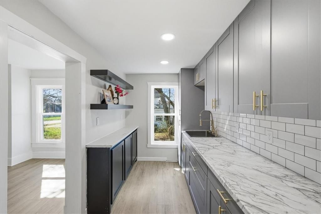 430 E Loula Street — photo 9