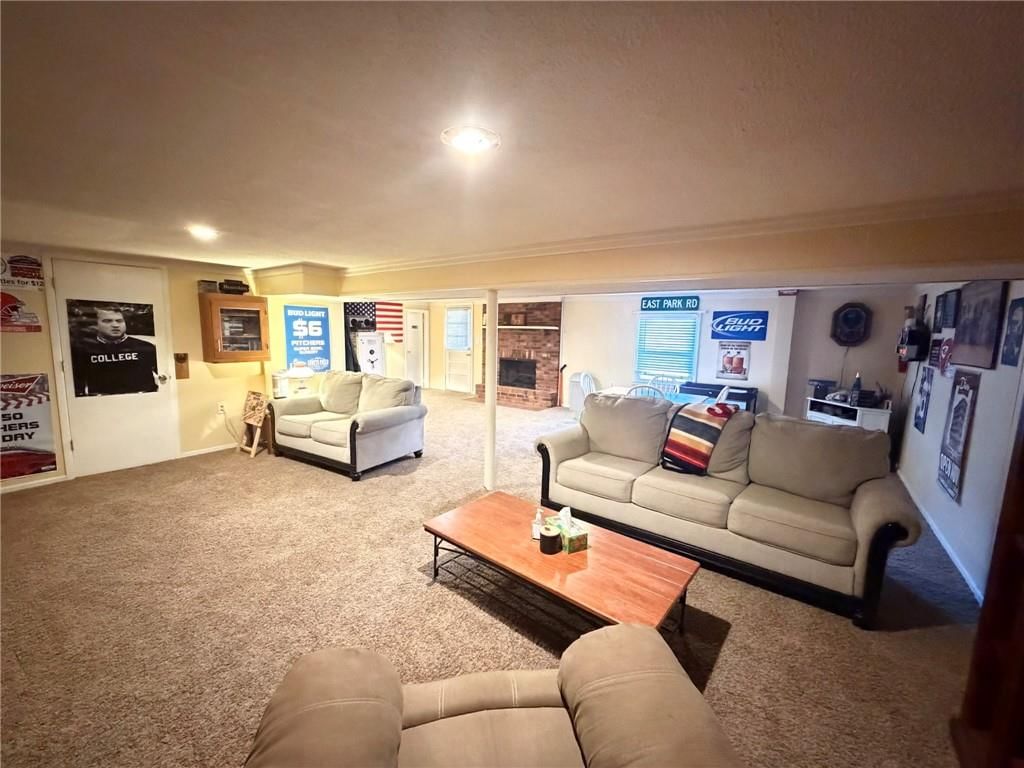 2000 NE 34th Place — photo 12