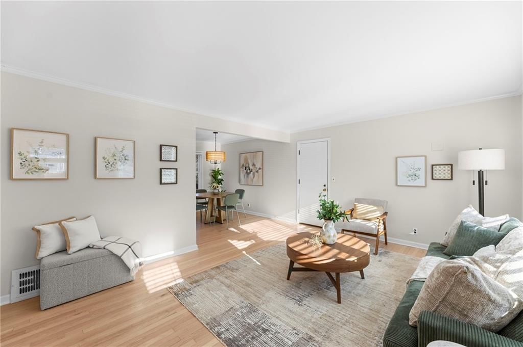 5806 Horton Street — photo 4
