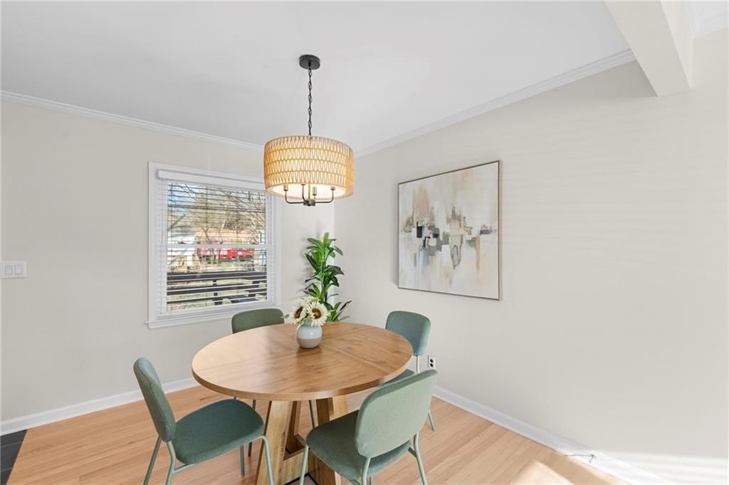 5806 Horton Street — photo 9