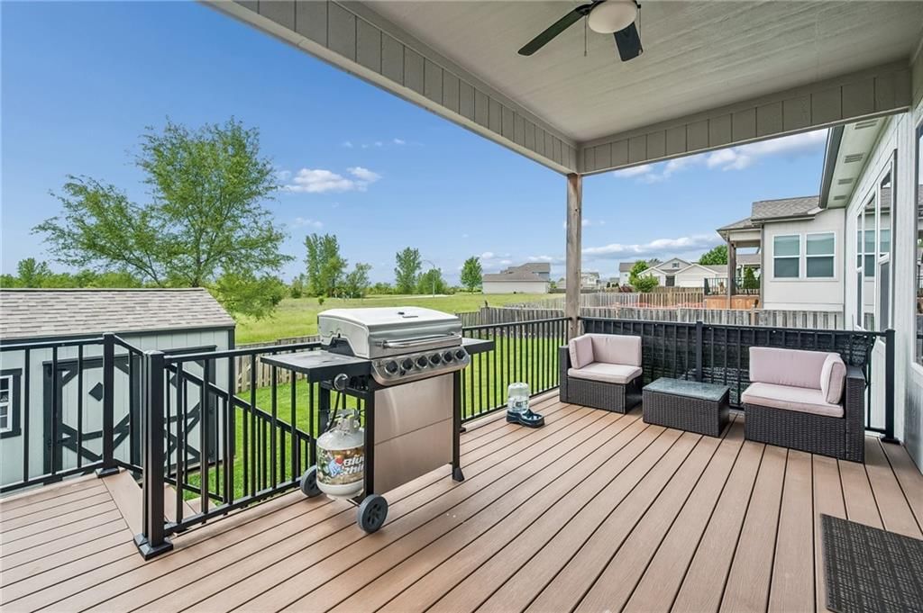 1121 SW Cheshire Drive — photo 7
