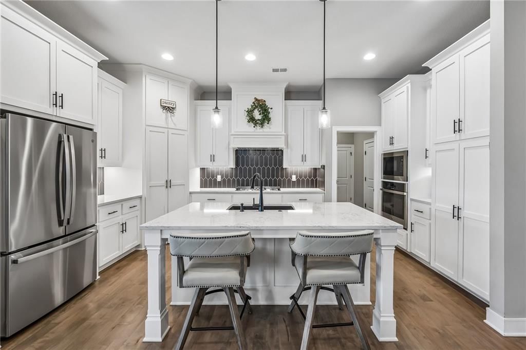 1121 SW Cheshire Drive — photo 9
