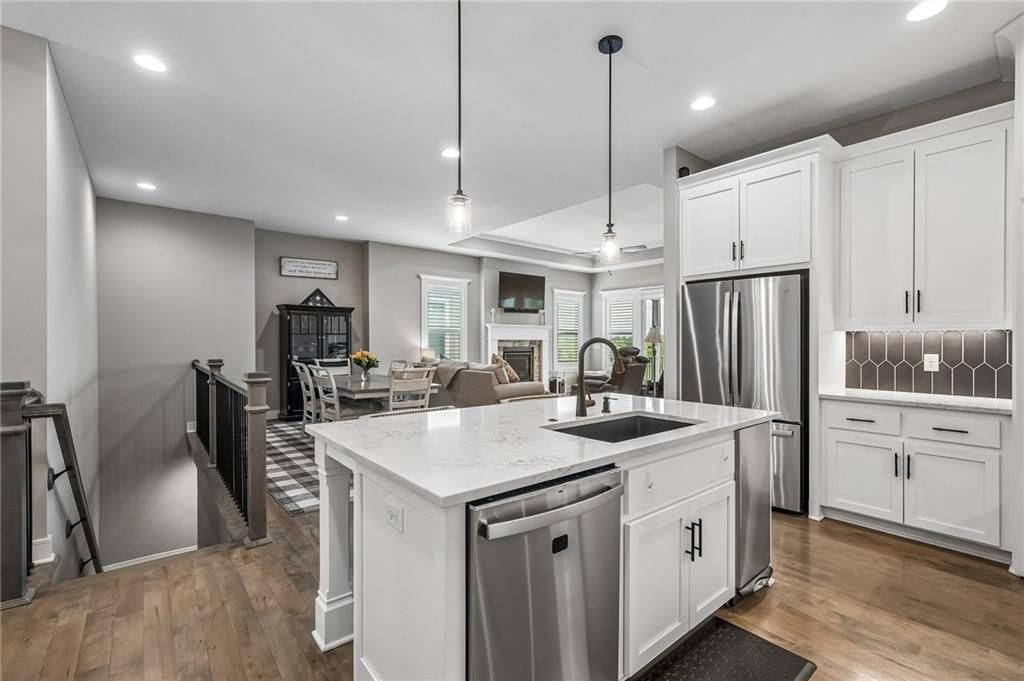 1121 SW Cheshire Drive — photo 14