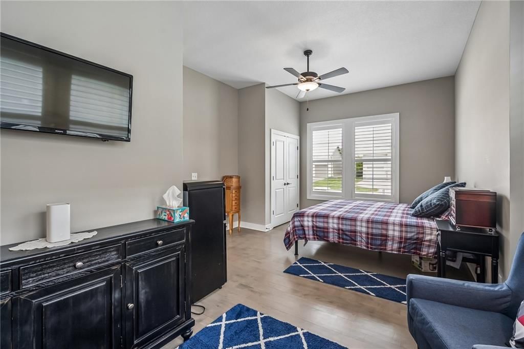 1121 SW Cheshire Drive — photo 24