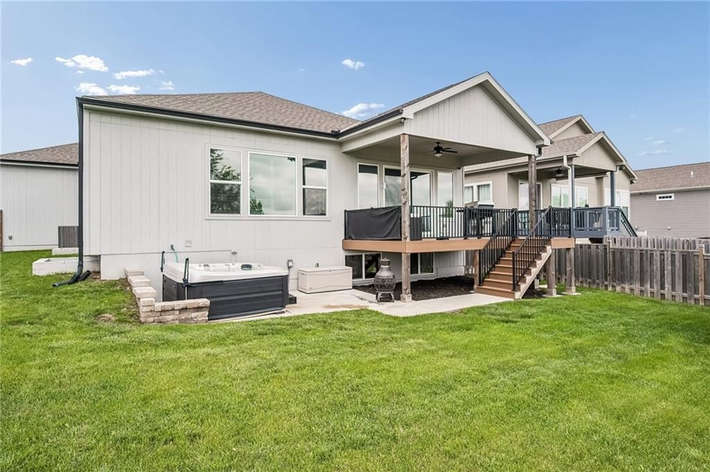 1121 SW Cheshire Drive — photo 35
