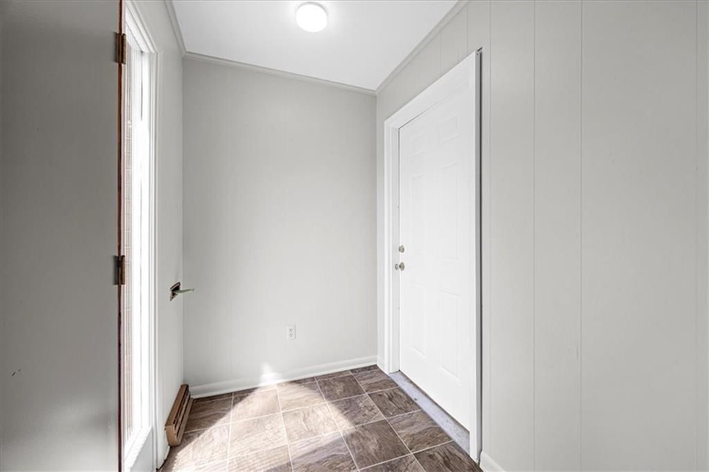 8021 Holmes Road — photo 5