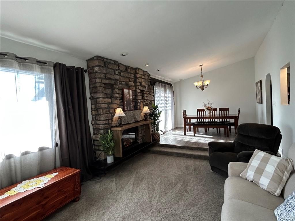 2405 S Stilwell Street — photo 5