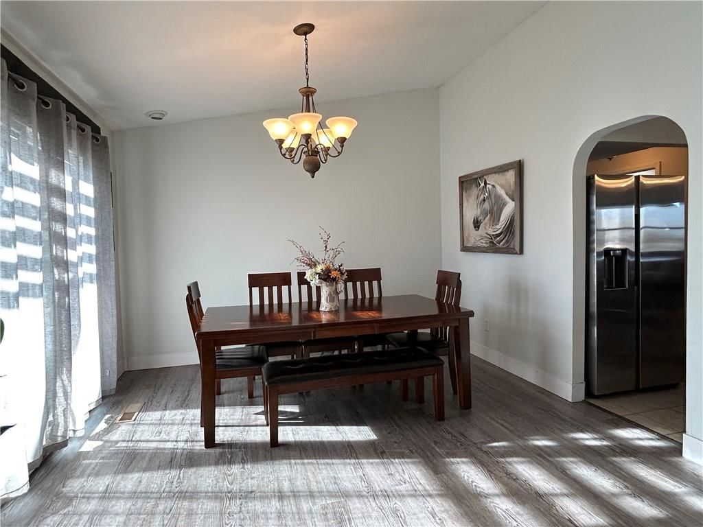 2405 S Stilwell Street — photo 7