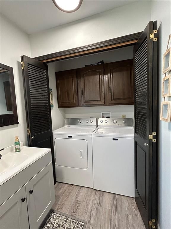 2405 S Stilwell Street — photo 12