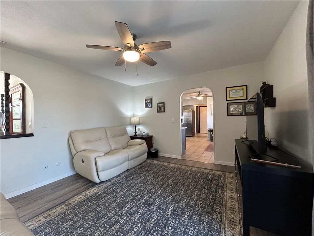 2405 S Stilwell Street — photo 13