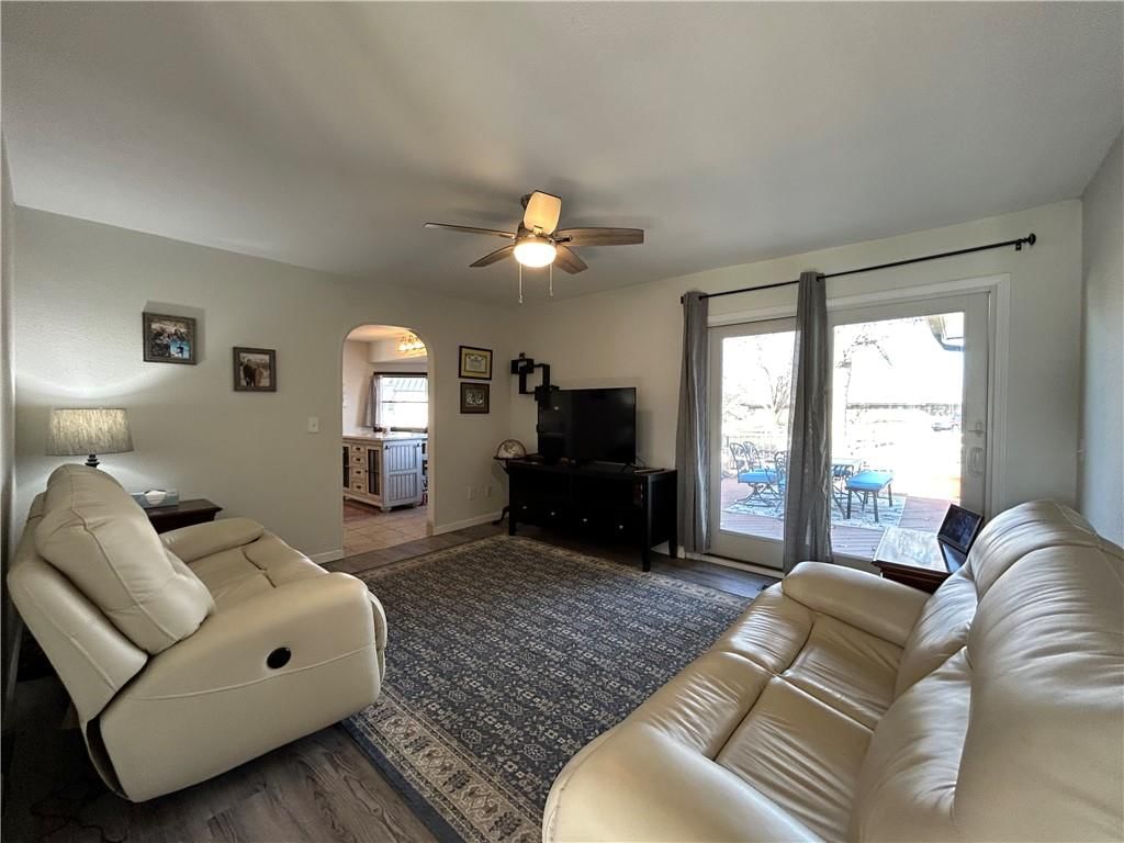 2405 S Stilwell Street — photo 14