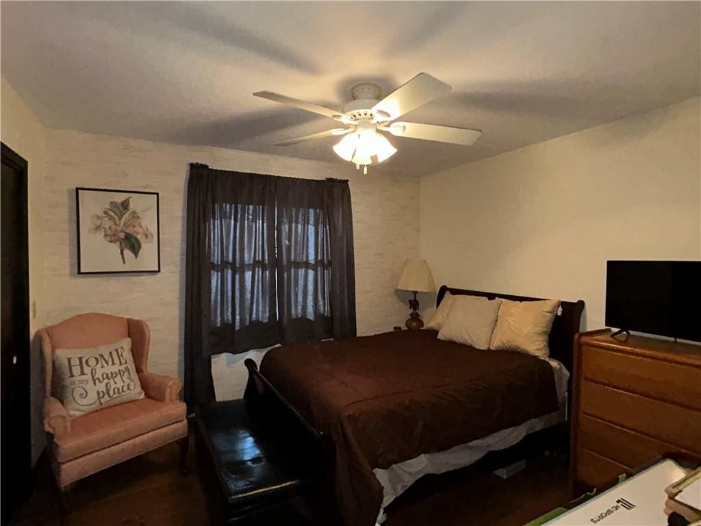 2405 S Stilwell Street — photo 21