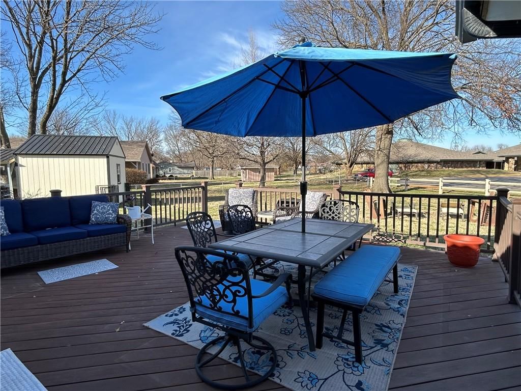 2405 S Stilwell Street — photo 24