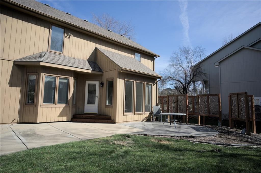 9233 W 143rd Terrace — photo 34