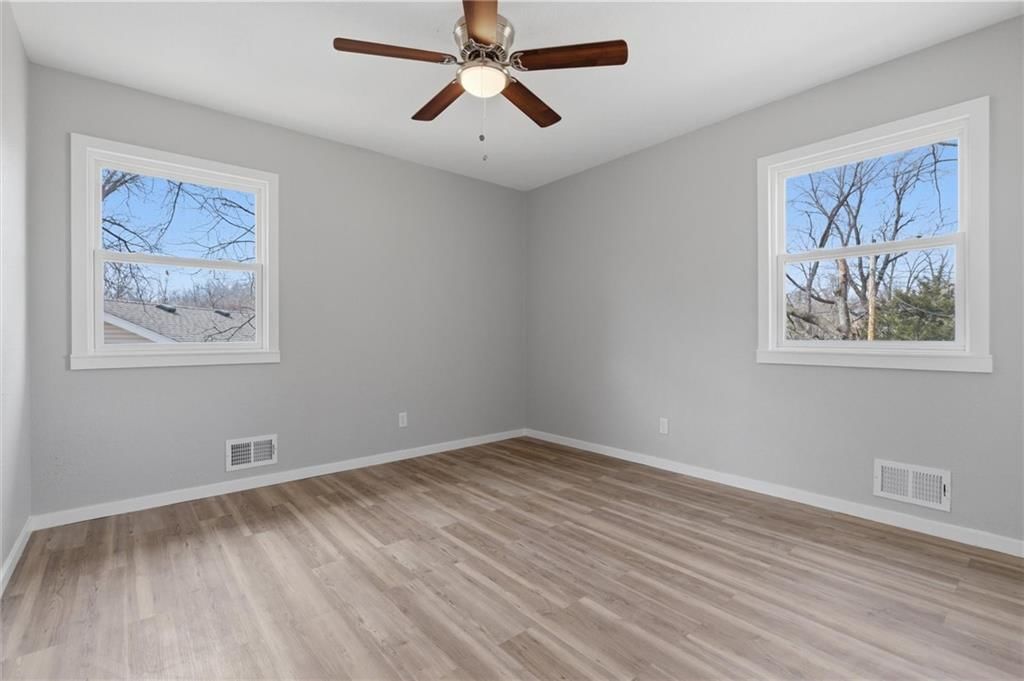1232 OLD MANOR Road — photo 14