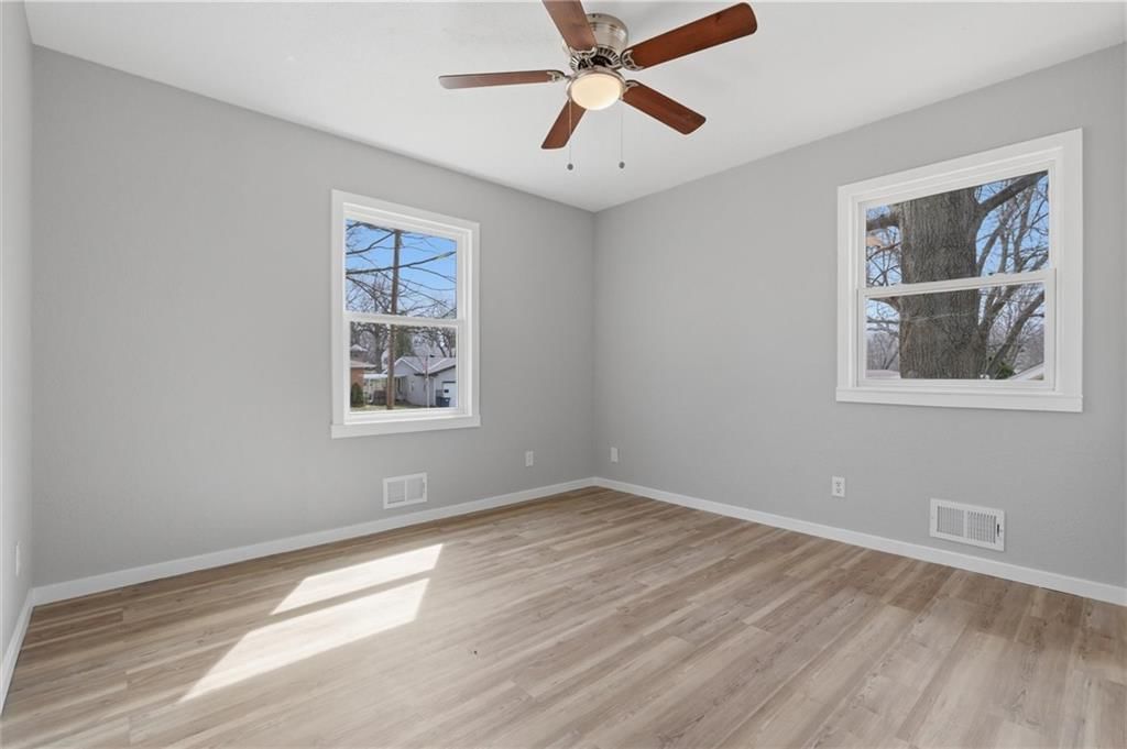 1232 OLD MANOR Road — photo 17