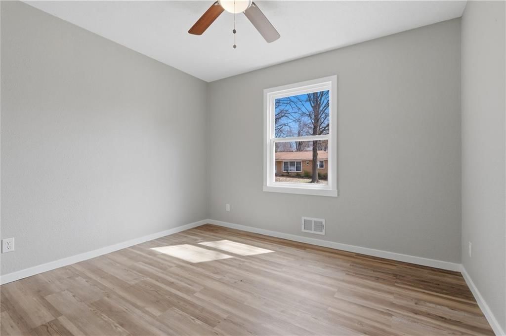 1232 OLD MANOR Road — photo 19