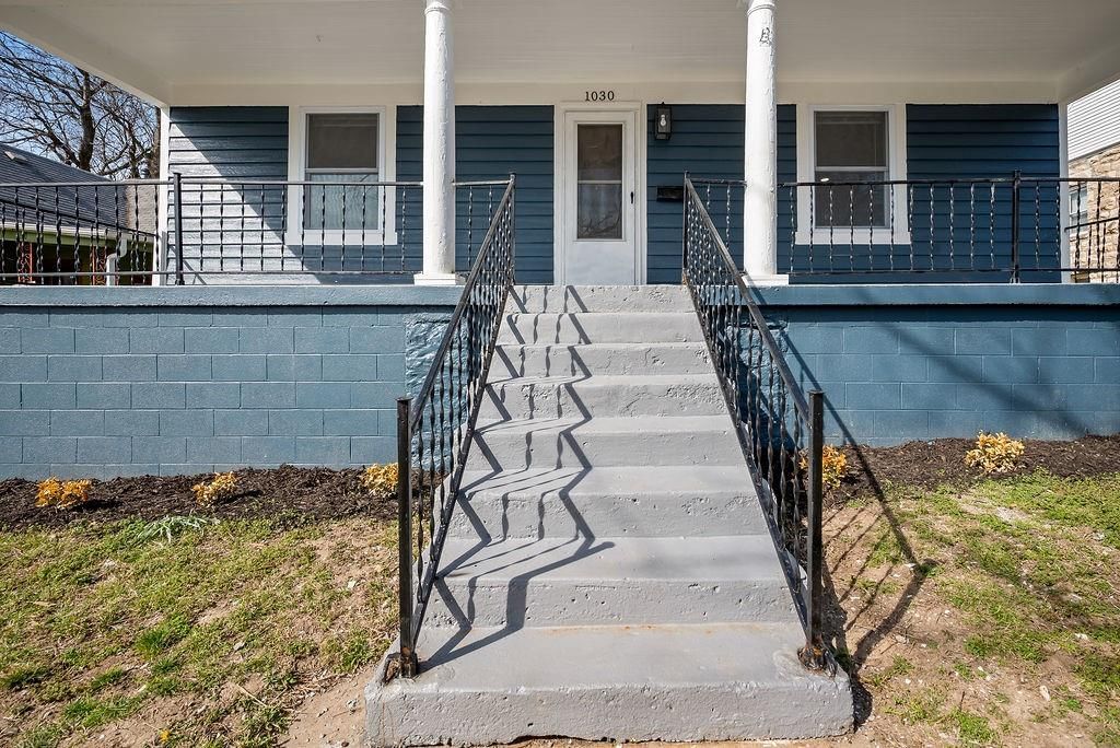 Photo 32 of 34 - 1030 Waverly Avenue, Kansas City, KS 66104