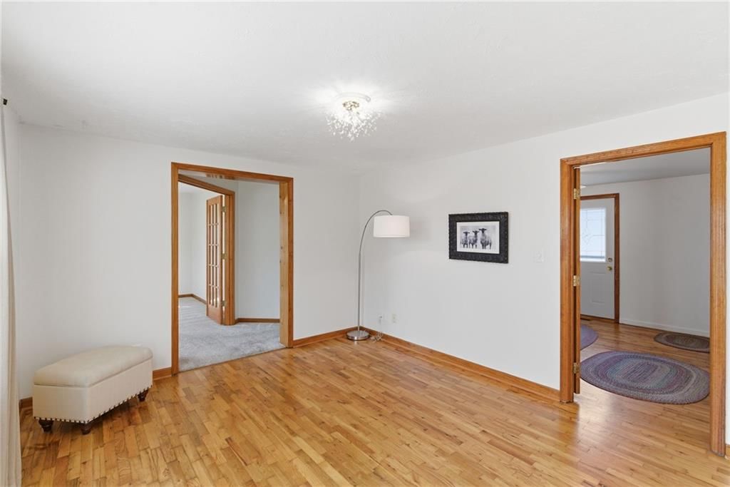 409 S Madison Street — photo 7