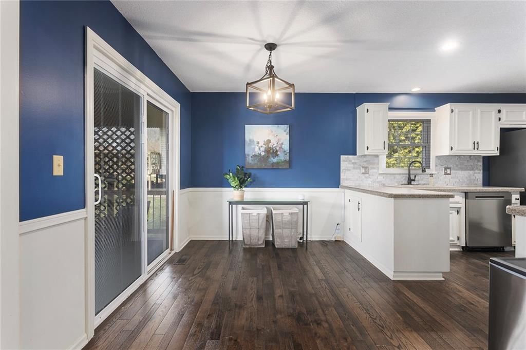 6406 OAKVIEW Street — photo 12