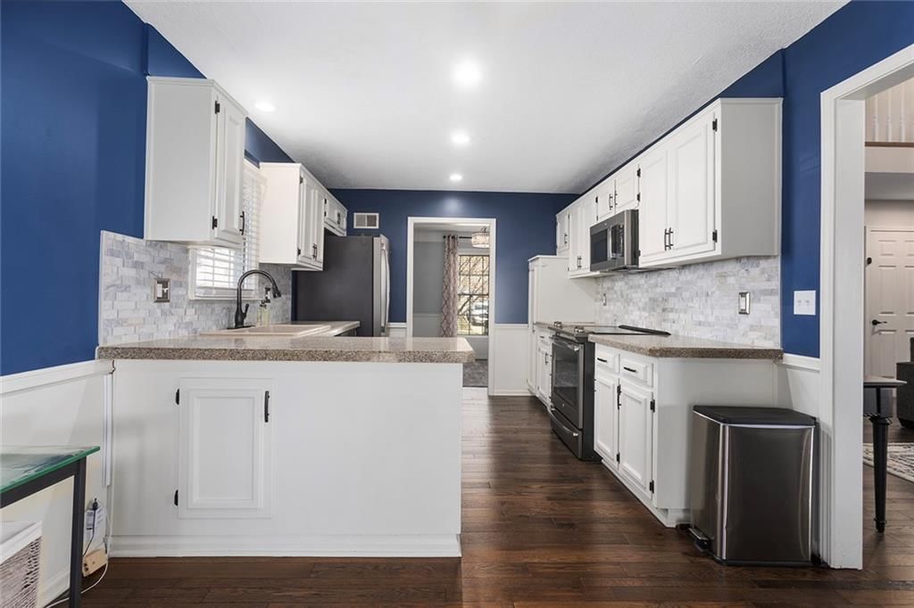 6406 OAKVIEW Street — photo 13