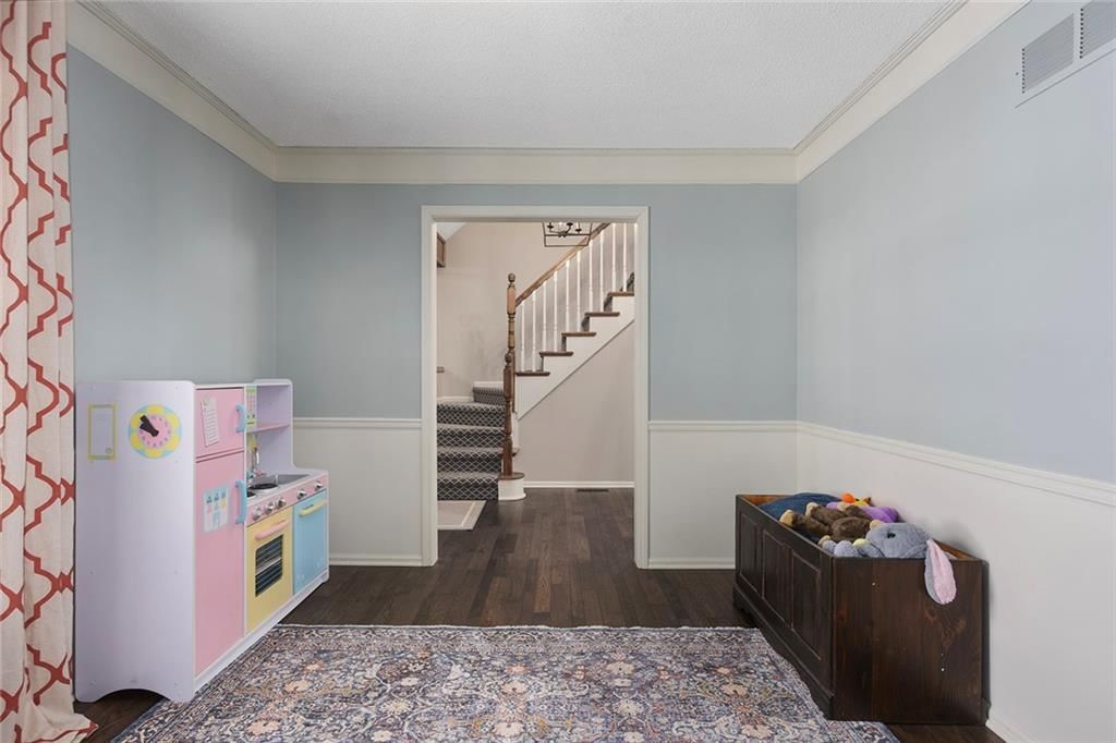 6406 OAKVIEW Street — photo 17