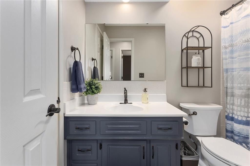 6406 OAKVIEW Street — photo 28
