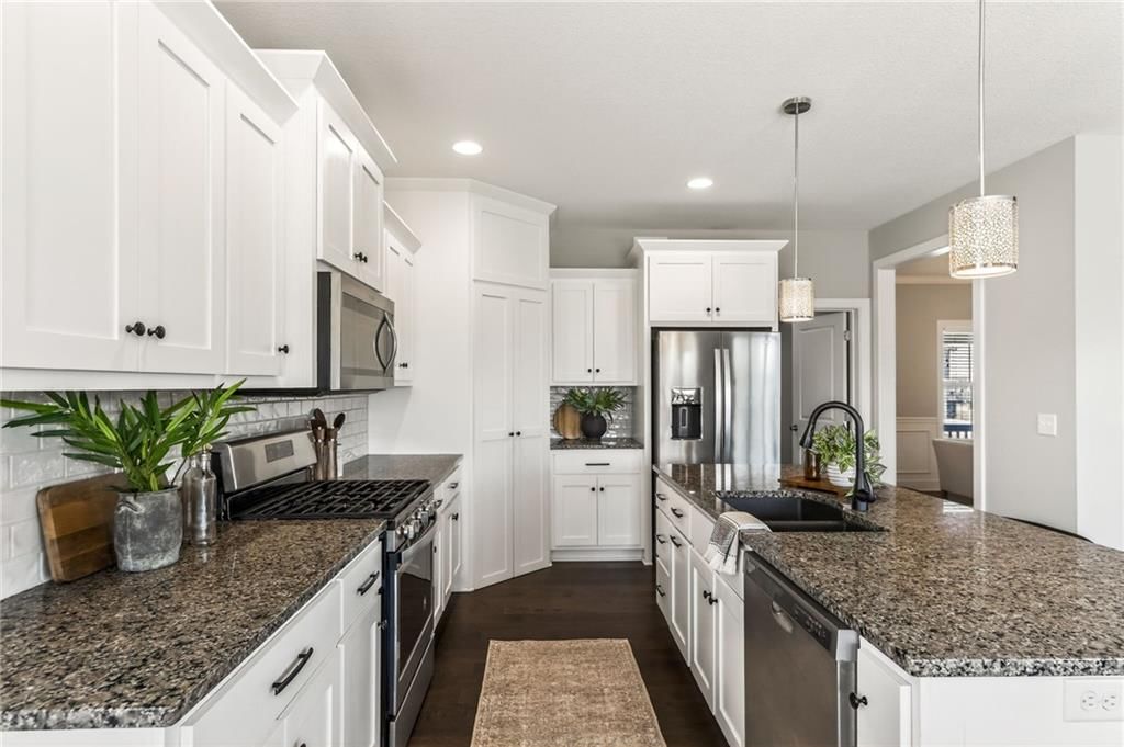 Photo 16 of 59 - 8200 N Sycamore Avenue, Kansas City, MO 64158