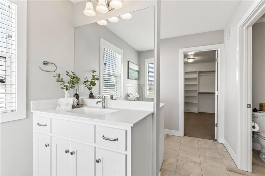 Photo 37 of 59 - 8200 N Sycamore Avenue, Kansas City, MO 64158