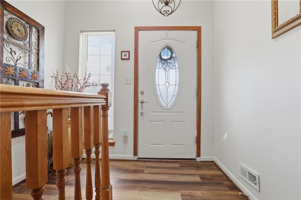 220 SW Seaside Sparrow Street — photo 3