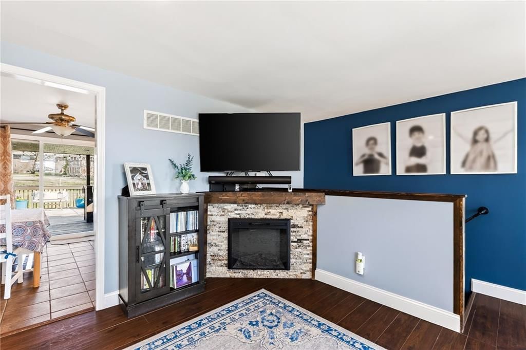 5904 NE 45th Street — photo 11