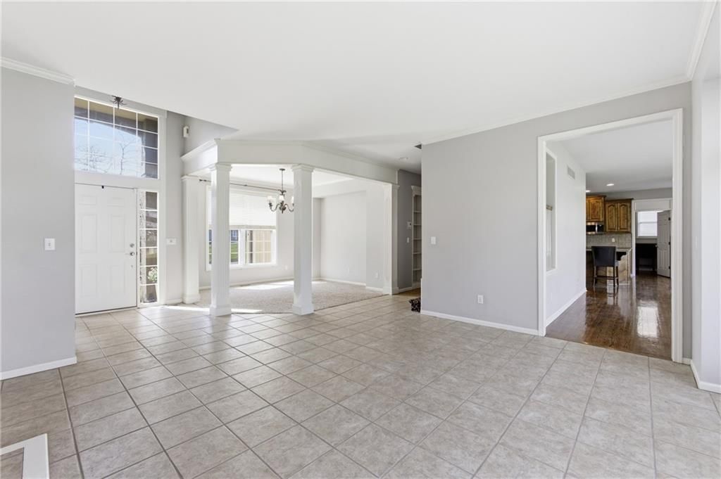 21516 W 99th Street — photo 5