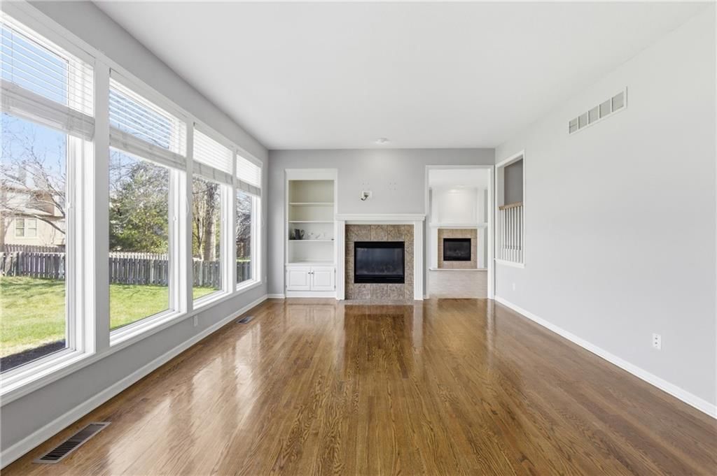 21516 W 99th Street — photo 9