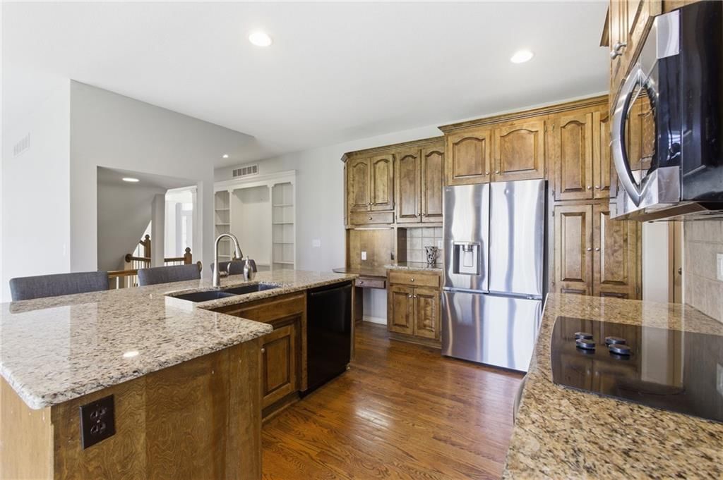 21516 W 99th Street — photo 12