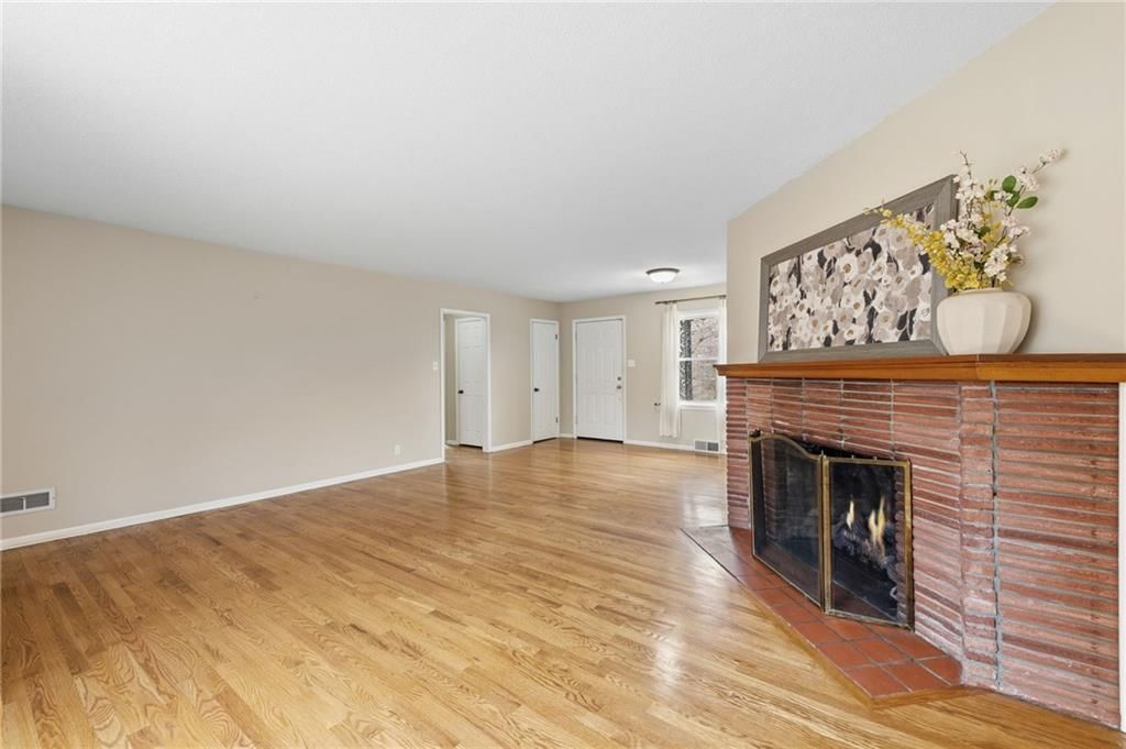 5305 N Cypress Avenue — photo 6