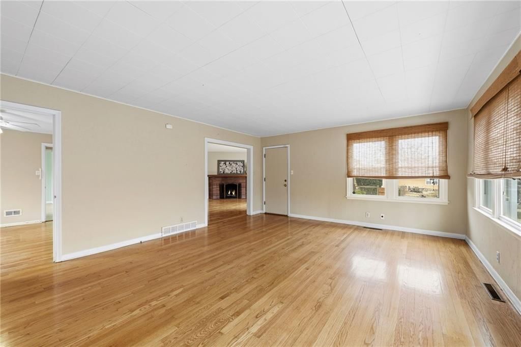 5305 N Cypress Avenue — photo 13
