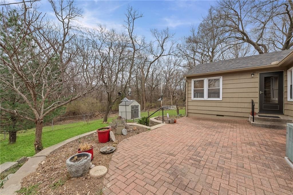 5305 N Cypress Avenue — photo 21