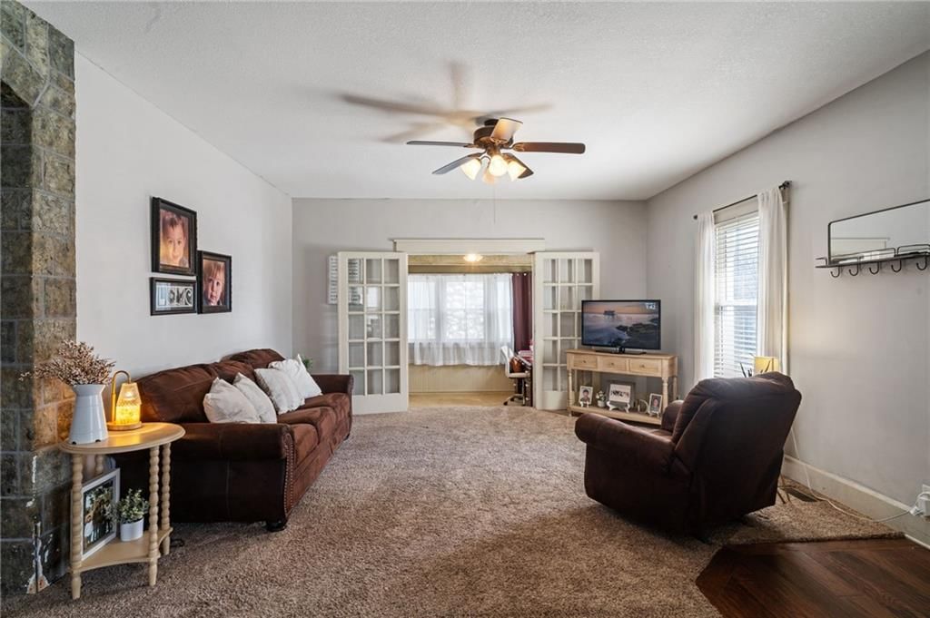 2709 Felix Street — photo 4