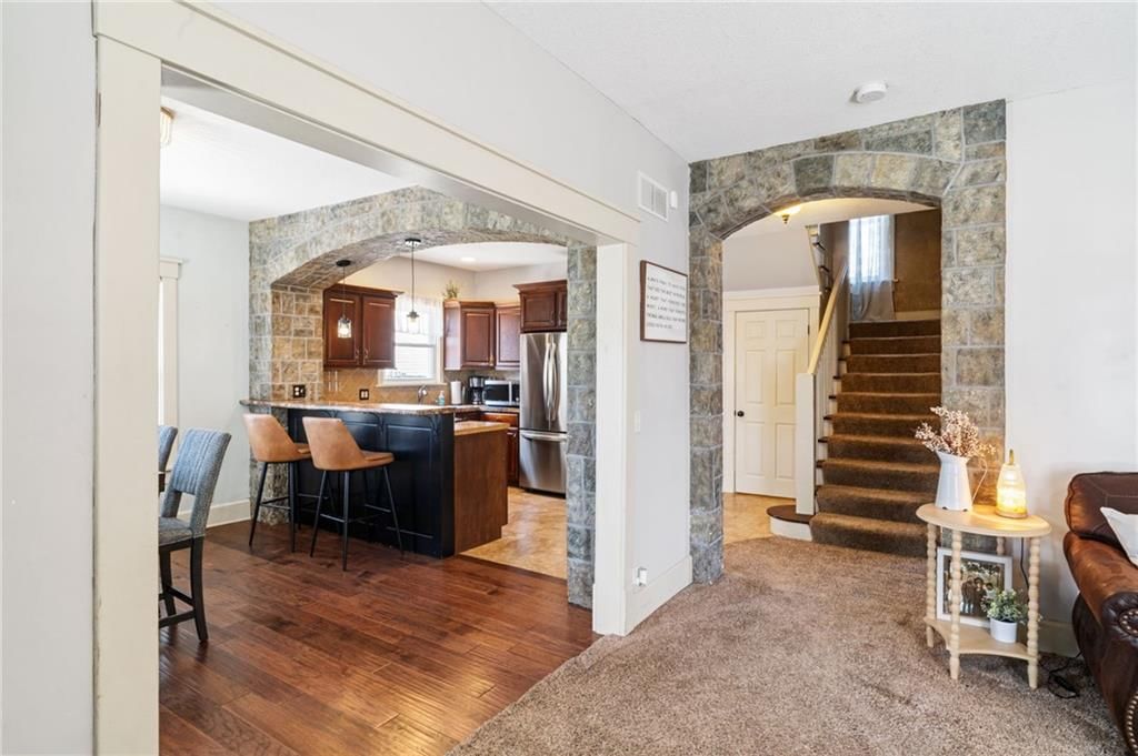 2709 Felix Street — photo 5