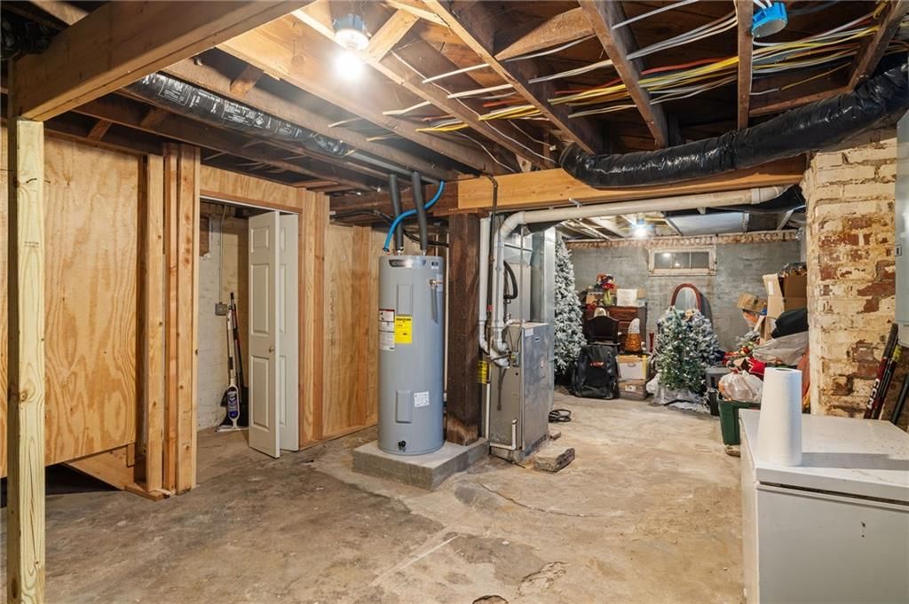 2709 Felix Street — photo 25