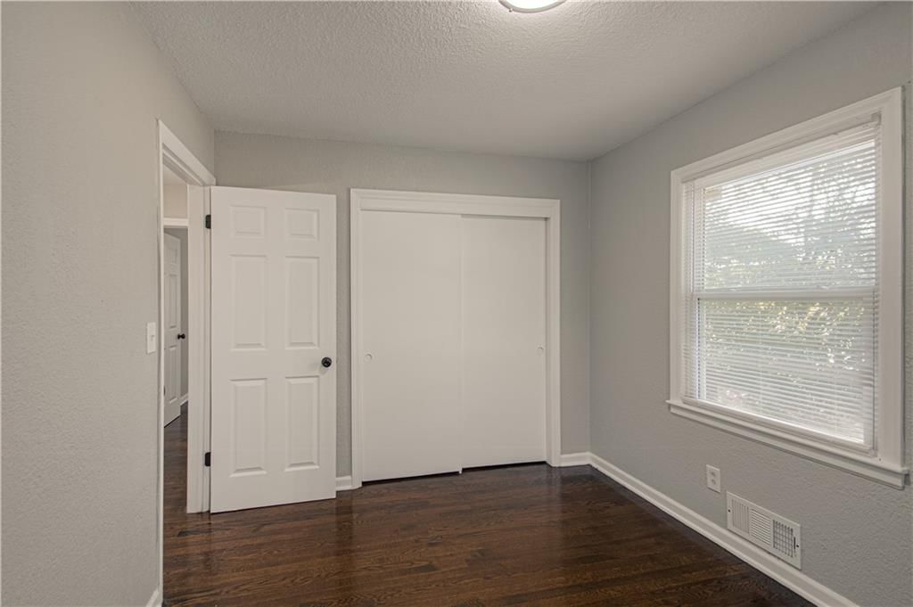 8512 E 85th Street — photo 18